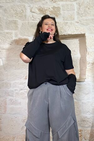 T-SHIRT SCOMPOSTA NERA